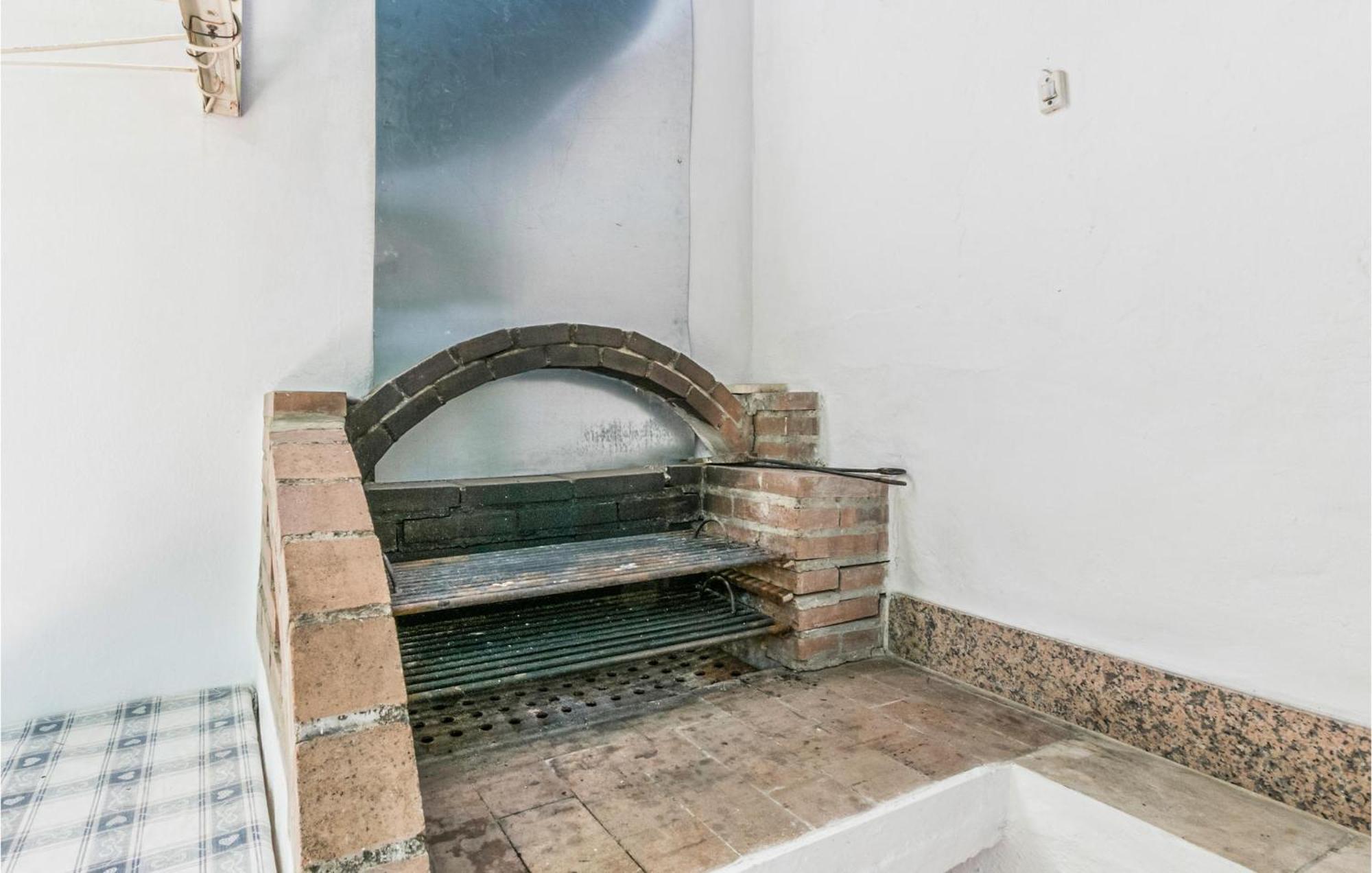 3 Bedroom Beautiful Home In Fuente Tojar Exterior foto